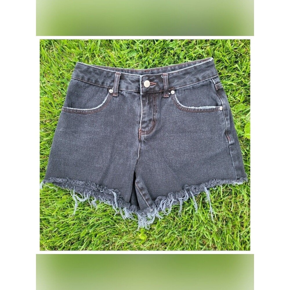 BDG A-Line Charcoal Denim Jean Shorts Raw Hem Size 25 100% Cotton